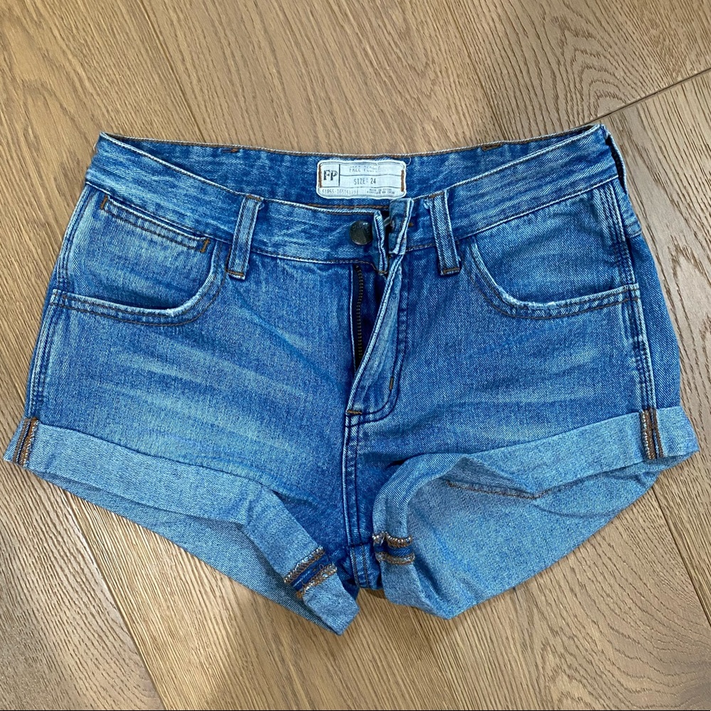 Free People Jean Shorts Size 24